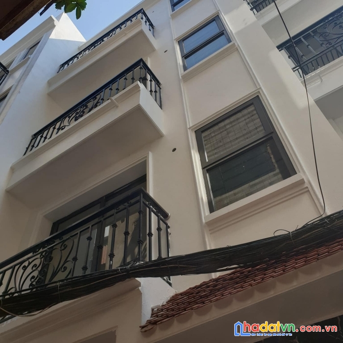 Hot ba đình-ở sướng -lô góc- 40m-  4tỷ