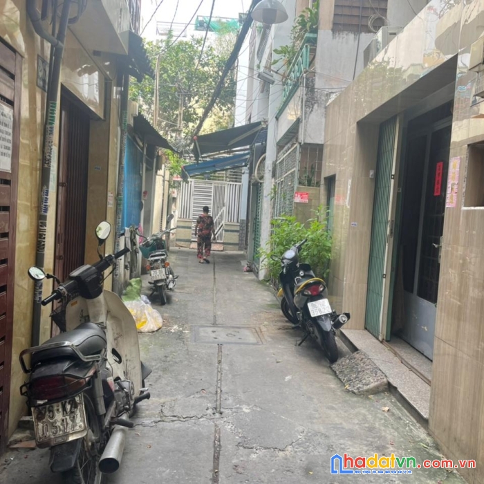 Bán dãy 5 phòng trọ 1/ ngắn lê văn sỹ q3, sau trường đh sư phạm