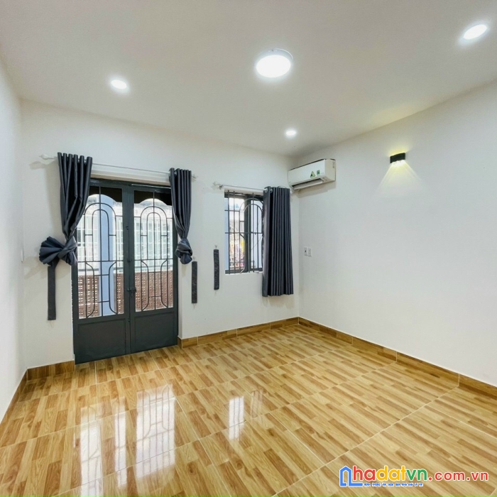 Hẻm 3m, cách mạng tháng tám, 3.8 x 9m, 2pn, chỉ 4.5 tỷ, tân bình