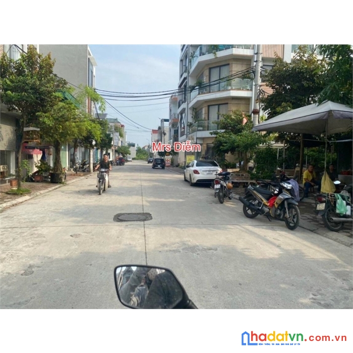 Giá thương lượng, cần bán 80m đất có nhà 2 tầng khu đấu giá x2 nguyên khê, đông anh