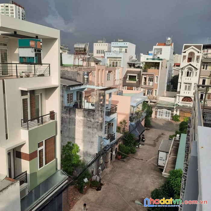 Bán gấp nhà khu kiều đàm- trần xuân soạn quận 7 -72m2-3 tầng giá 13.5 tỷ