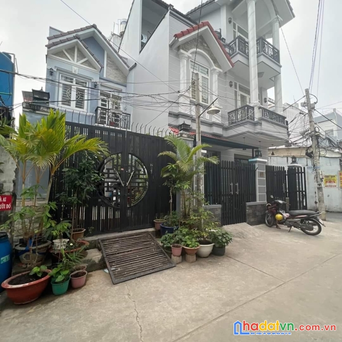 Bán nhà hẻm xe hơi - chiều ngang 6m siêu hiếm quận 7 - 134m2- giá 16 tỷ