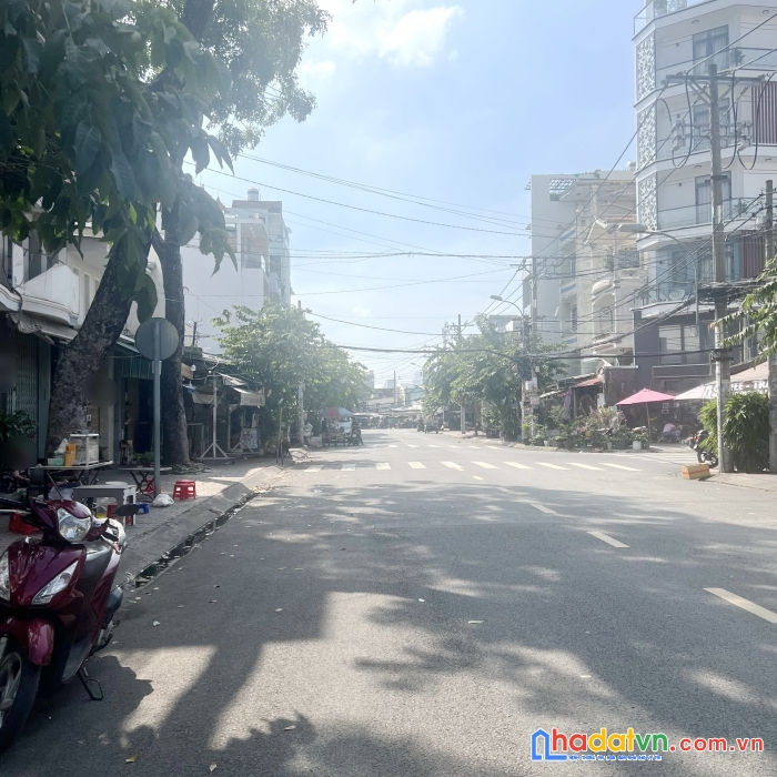 Nhà 2 tầng mặt tiền nguyễn quyền p11q8 giá : 6.5 tỷ
