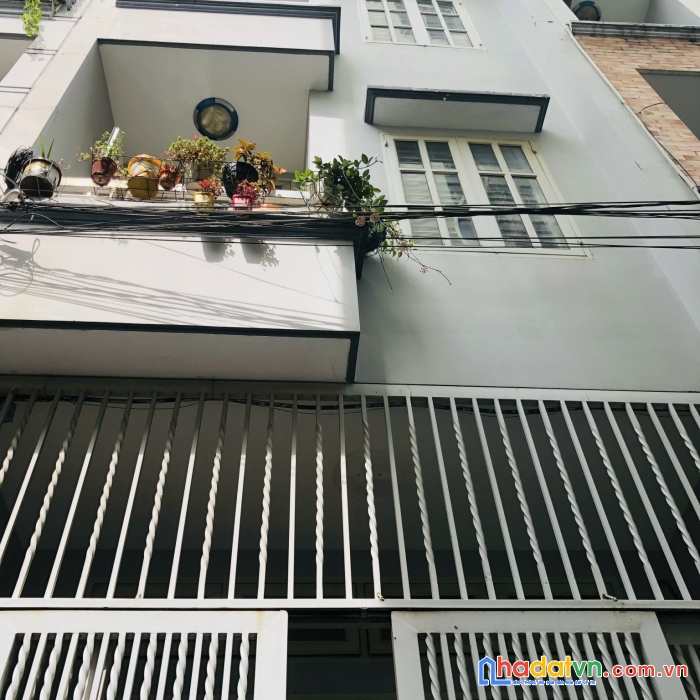 Bán nhà nguyển thái sơn phường 5 gò vấp hẻm xe hoi