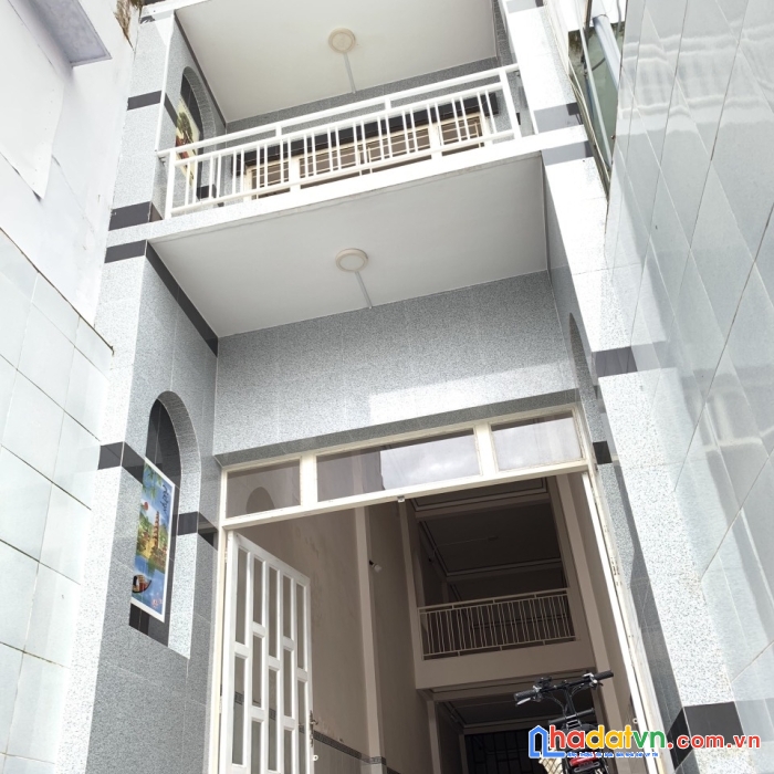Cần bán gấp căn nhà vị trí đẹp tại đường ngô tự lợi , khóm an hoà b , thị trấn ba chúc , huyện tri