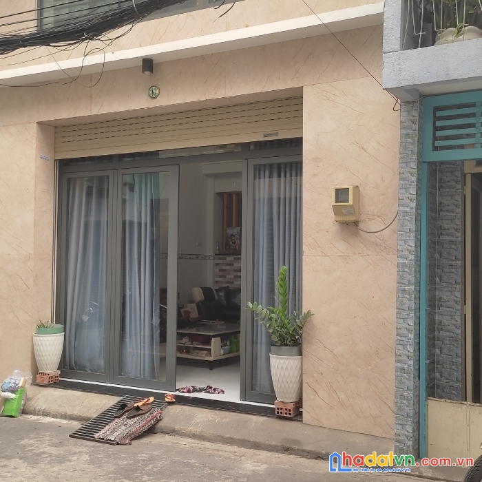 Nhà đẹp ở ngay cách mt chỉ 1 căn trường sa,p.17,pn dt 5x11m sẵn 4 tầng+st hđt 50tr/th 14,8 tỷ tl