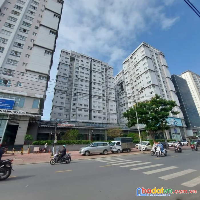 Bình thạnh, hẻm xe hơi nguyễn xí, 183m2, doanh thu 120 triệu/tháng, chỉ 18 tỷ 900