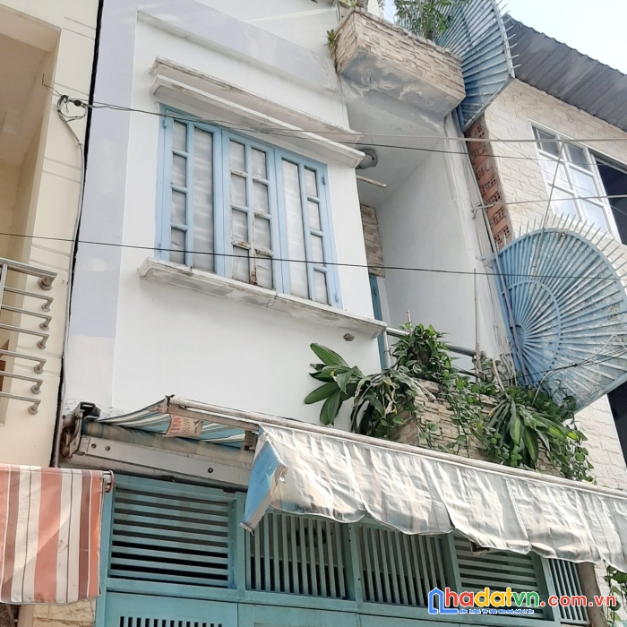 Nhà 3 tầng ô tô đỗ trước cửa đường tám danh p4q8. giá 3,75 tỷ tl