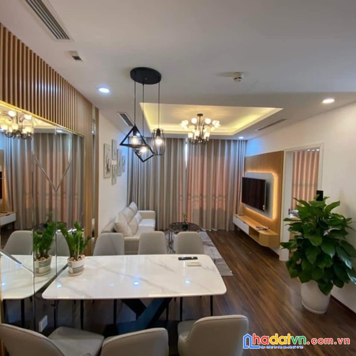 Quỹ căn suất ngoại giao gửi bán 2 - 3 phòng ngủ, nhà mới tinh, kinh do tower 93 lò đúc