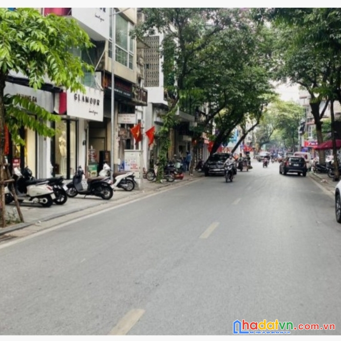 Nhà đẹp hoa hậu,  nhỉnh 2 tỷ, giáp nhị,  quận hoàng mai  cực hiếm .