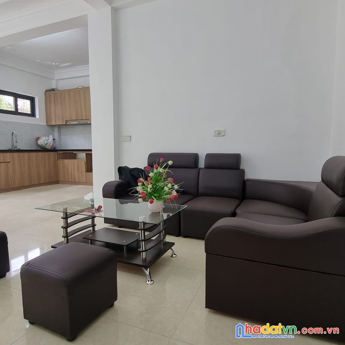 Nhà đường nguyễn chính dt 40m2 x 4 tầng x mt 5m kd giá 4,25 tỷ