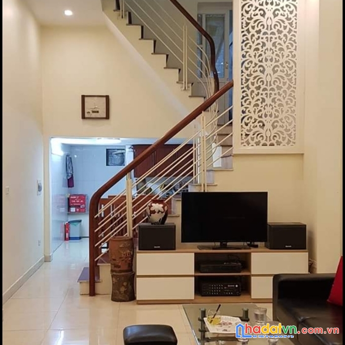 Bán  nhà  nguyễn công trứ-hai bà trưng-,khu vực sầm uất của hà nội-nhà đẹp, gần phố 37mx3,5 tỷ,lh 