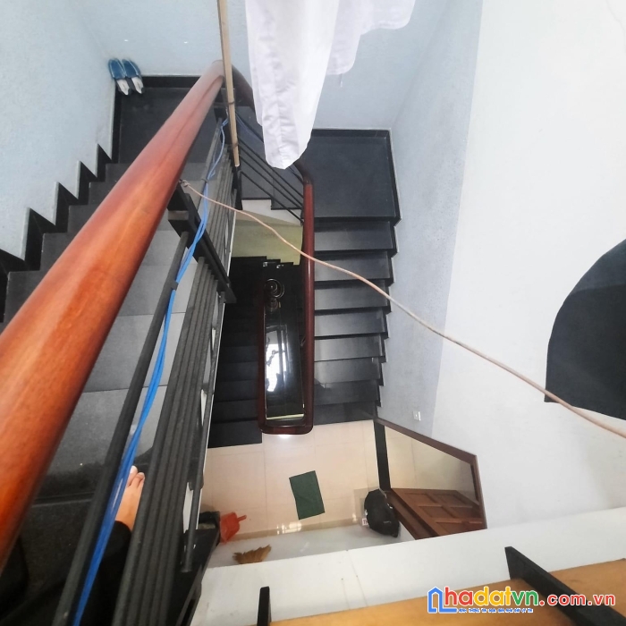 Bán nhà mặt tiền đường số 41, tân quy, 3 tầng, 4 pn, 4 wc ,quận 7