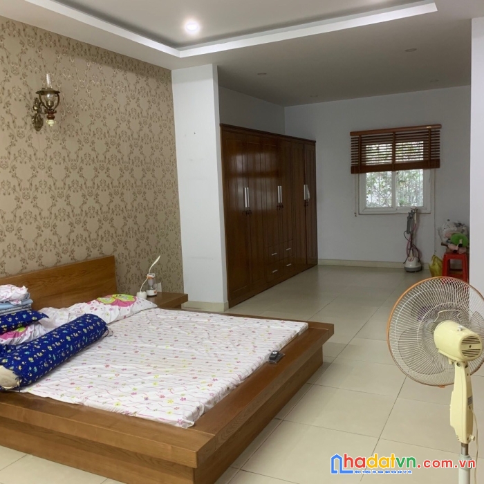 Cần bán biệt thự mini lê v.sỹ, tân bình, hơn 100m2. ngang khủng 5m, vị trí siêu vip, gần trung