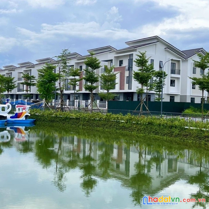 Biệt thự hướng nam siêu đẹp