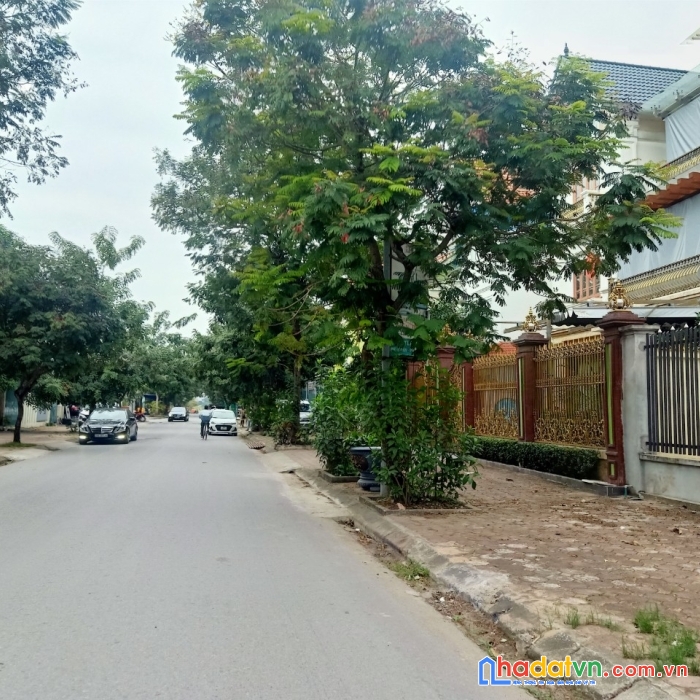 Liền kề xuân phương 110m2 5 tầng full nội thất, view công viên