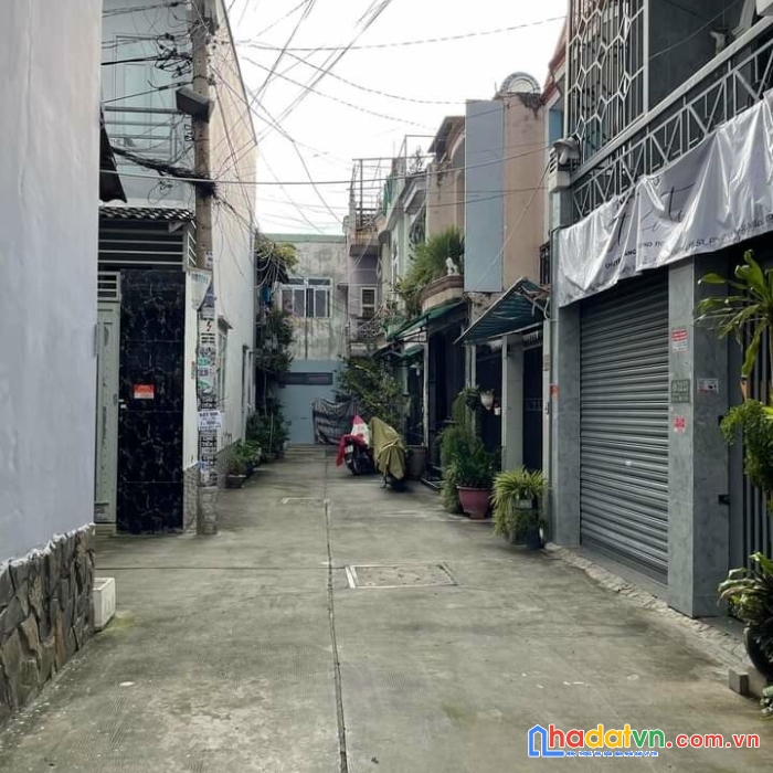 (phú nhuận) vị trí đẹp, 3.7 x 13m, đoàn thị điểm, chỉ 5.4 tỷ