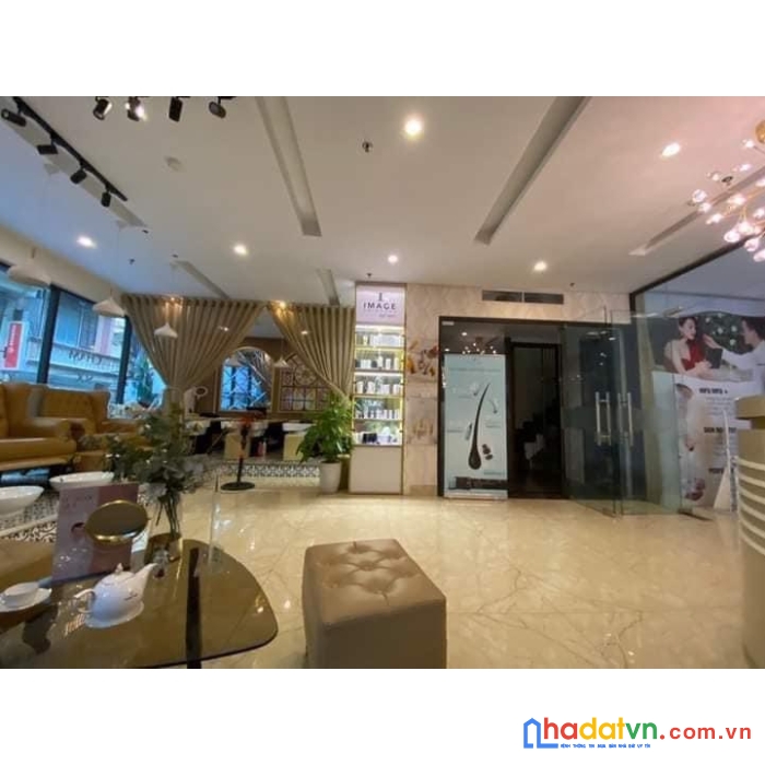 Gia đình bán nhà mặt phố hàng ngang, kd đỉnh,145m2, 4 tầng,nhỉnh 36 tỷ
