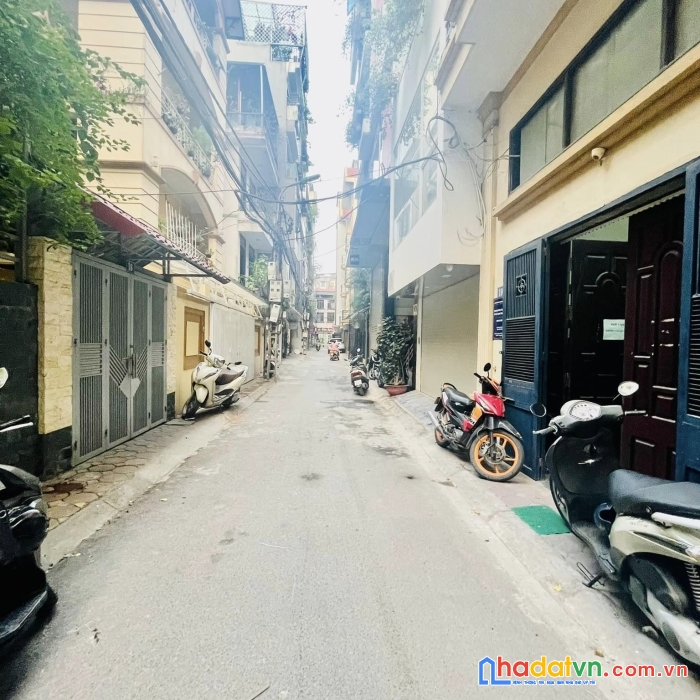 Bán nhà thái hà, đống đa 50m, 5t, mt 4.6m, otô tránh, kinh doanh, 14 tỷ, 0937651883.