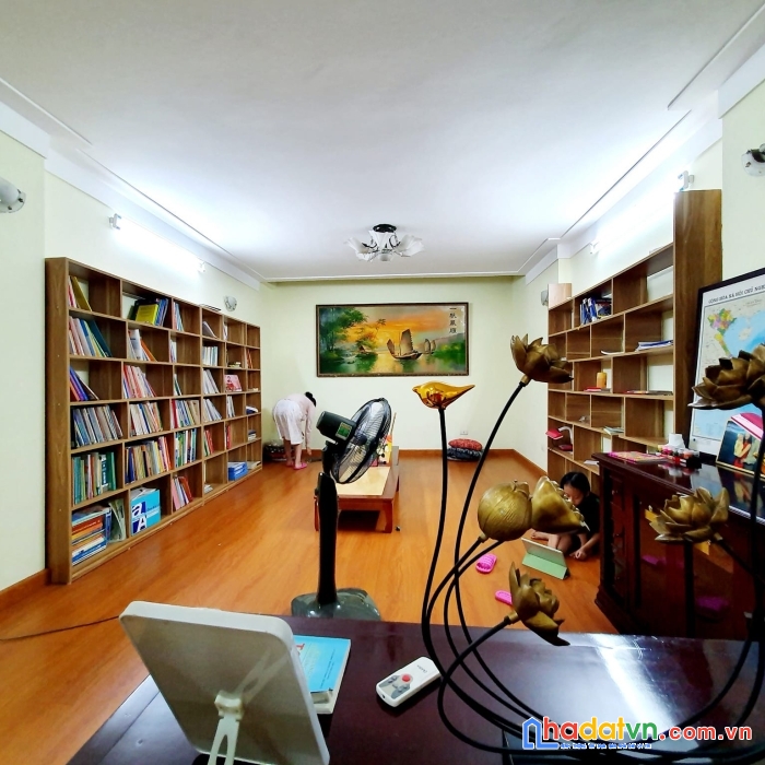 Bán nhà nguyễn khang-cầu giấy-dt : 45mx3 tầngxmt 6m-giá 4,65 tỷ