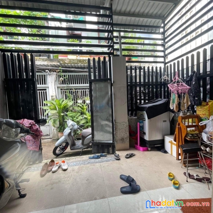 Bán gấp nhà hxh1/ngắn, thạnh lộc 42, q12, 2t, 43m2, chỉ 3 tỷ 200tr.