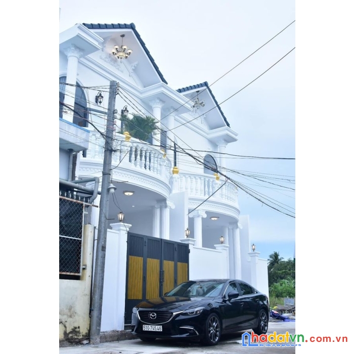 Nhà 1 trệt +1 lầu võ văn môn _ phường 4 _tp tân an _long an 
( mới 100 %)