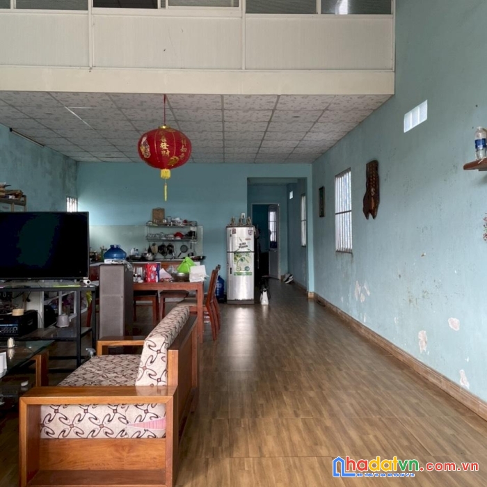 Chính chủ bán nhanh căn nhà cấp 4 mặt tiền hẻm ngay tp bảo lộc - lâm đồng