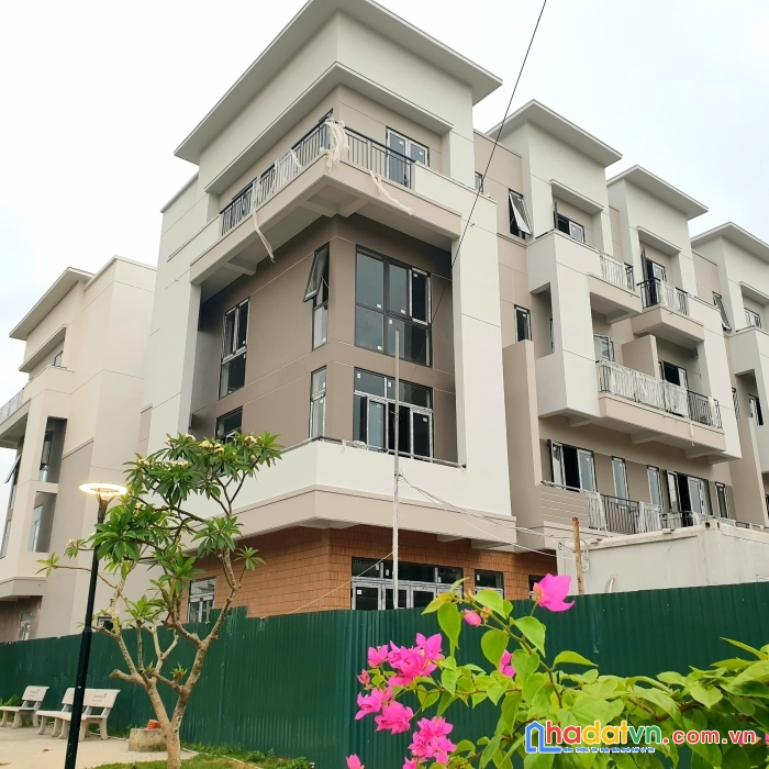 Bán liền kề, shophouse 75m2, 100m2, kđt centa vsip từ sơn bắc ninh, giá từ 4,5 tỷ