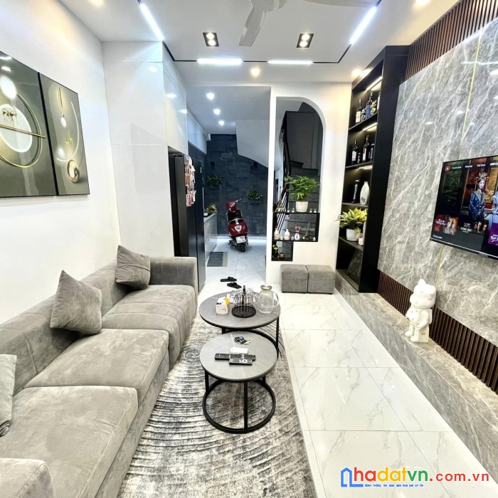 Duy nhất 1 căn phố trung văn 32m 6 tầng mặt tiền 4m ngõ thông 10m ra ô tô tránh nhà đẹp ở ngay