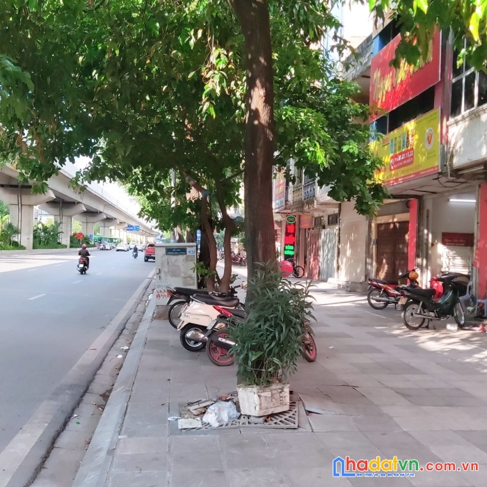 Bán nhà quang trung hà đông, ô tô đỗ cổng, 4 tầng nhỉnh 3 tỷ.