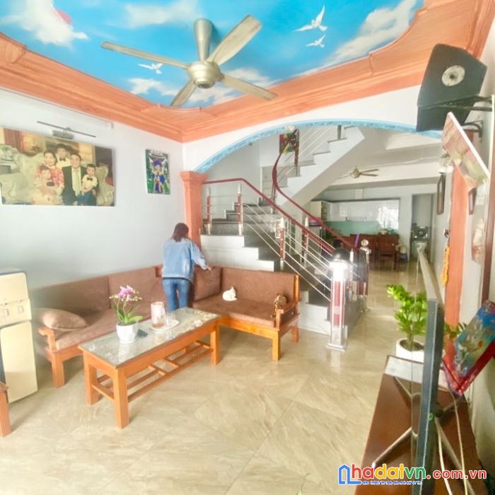 Siêu phẩm 3 tầng độc lập tại nguyễn trung thành chỉ 2,05 tỷ ô tô đỗ cửa