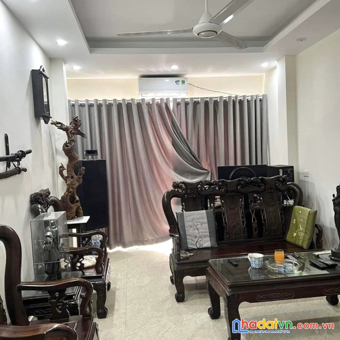 Bán nhà yên lãng 60m2 - thang máy- phân lô - taxi đỗ cửa- gần phố - 2 thoáng trước sau – giá 11 tỷ