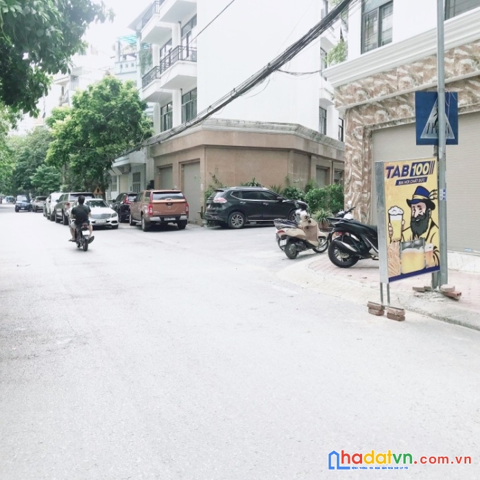 Bán gấp nhà mỗ lao, hà đông, 50m2x5t, mt4m, phân lô ô tô, giá chỉ 9 tỷ