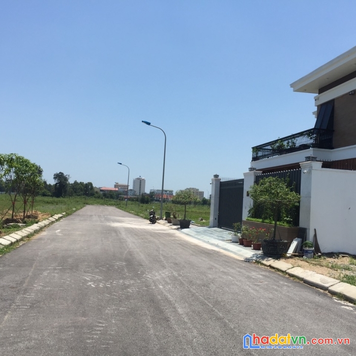 Chính chủ cần bán gấp lô đất đẹp vị trí đắc địa tại tx cửa lò - nghệ an