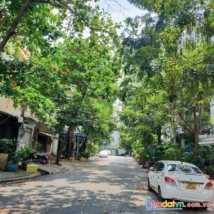 Nhà mt b1 tây thạnh, tân phú, 4 tầng, nhỉnh 6 tỷ