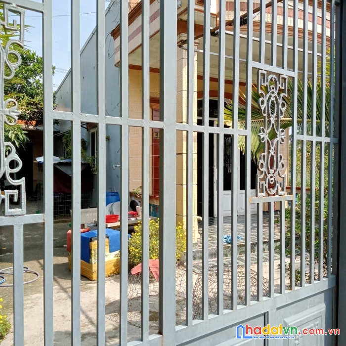 Nhà bán cấp 4  hẻm 339 trịnh quang nghị ấp 4 xã phong phú - bình chánh.