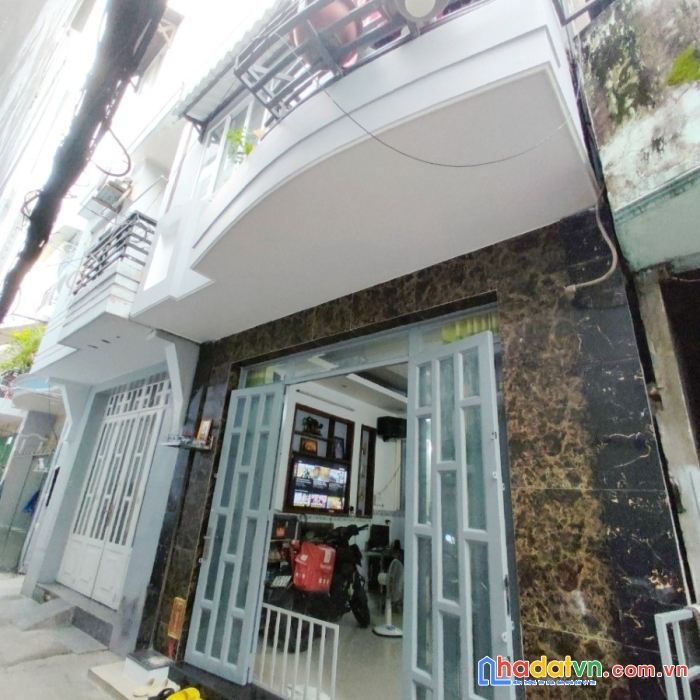 Nhà bán hẻm 125 nguyễn thị tần p2q8 giá : 3 tỷ 450 triệu
