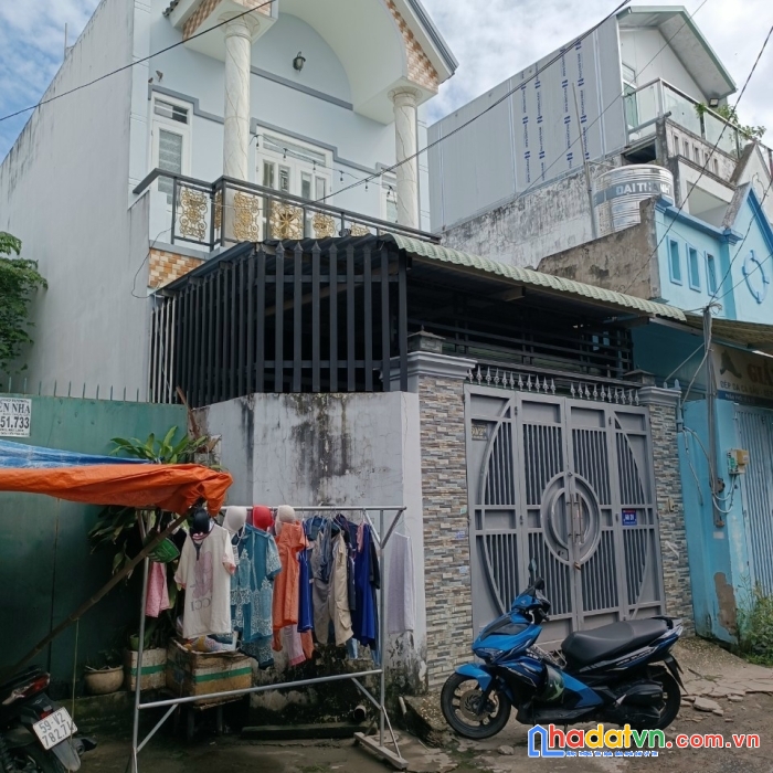 Chính chủ cần bán nhà hẻm xe hơi trần văn mười hóc môn