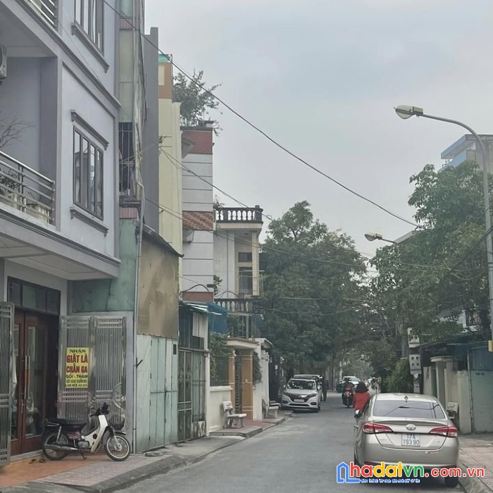 Chính chủ cần bán căn nhà đẹp mặt đường 3,5 tầng tại phường quang trung – thái bình