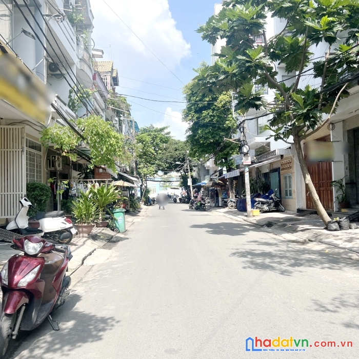 Nhà 4 tầng (4x20m) mặt tiền cư xá bùi minh trực p5q8
