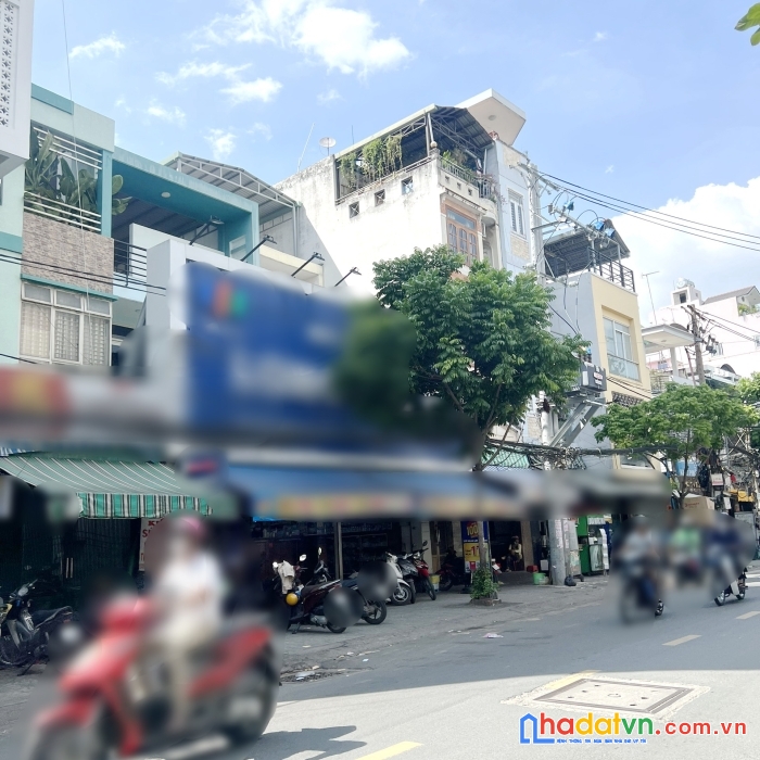 Nhà 3 tầng mặt tiền chính âu dương lân p3q8 giá : 20.6 tỷ