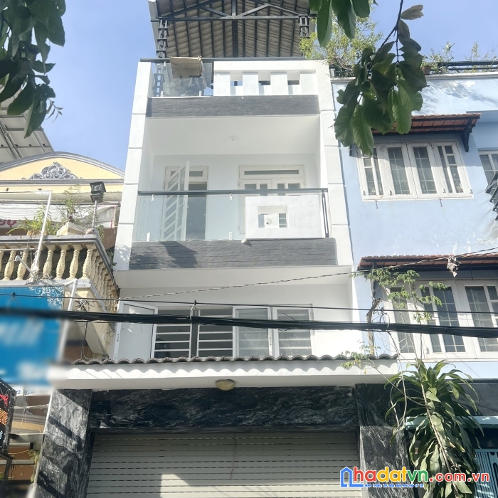 Cho thuê nhà 4 tầng mặt tiền đặng thúc liêng p4q8 17tr