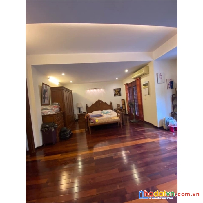 Trần bình 32m2 4 tầng giá 2 tỷ 85 “lô góc - kinh doanh - 3 mặt thoáng” lh a phúc: 0888743418.