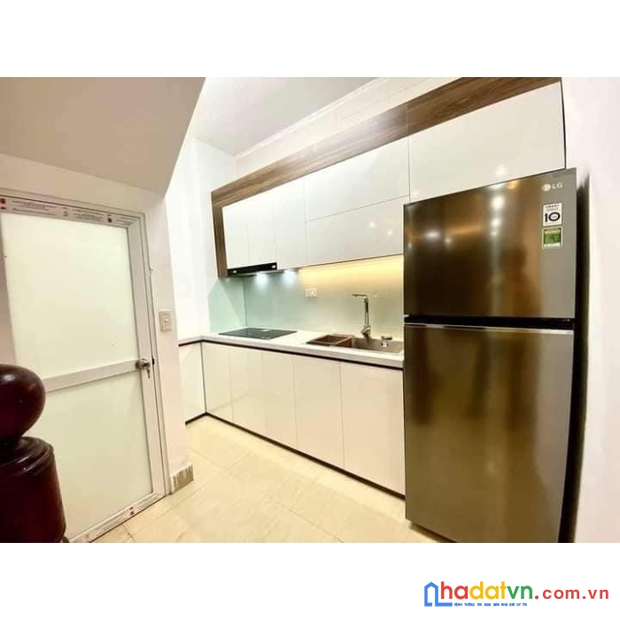 Bán nhà mặt tiền đường số 40, tân phong ,quận 7 - 76m2