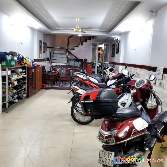 Bán nhà hxh, 5 tầng, cống lỡ, p15,tân bình, sẵn dòng tiền 240tr, 8.7 tỷ