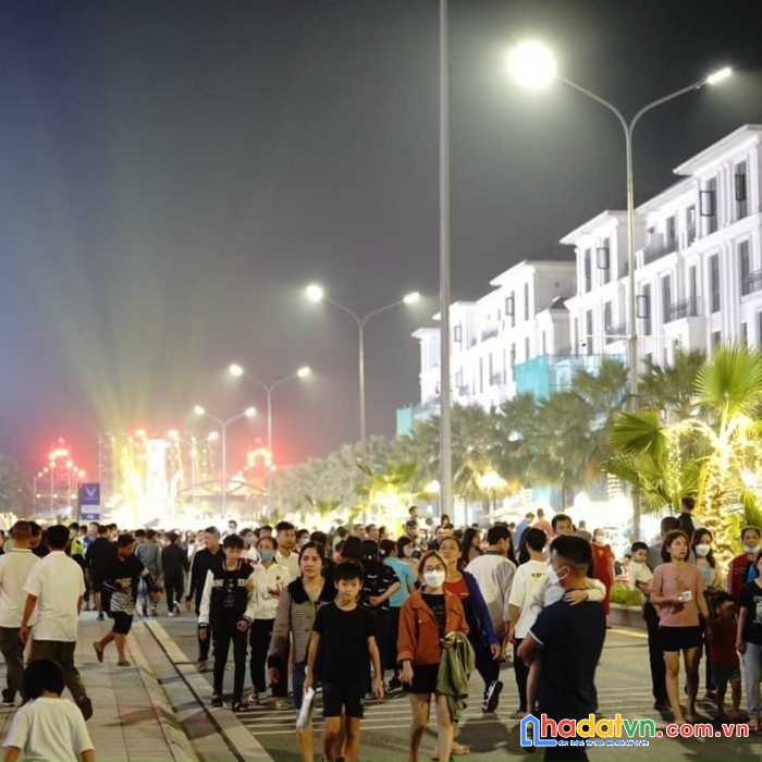 Bán biệt thự việt hưng diện tích 234m2 5 tầng giá 25 tỷ