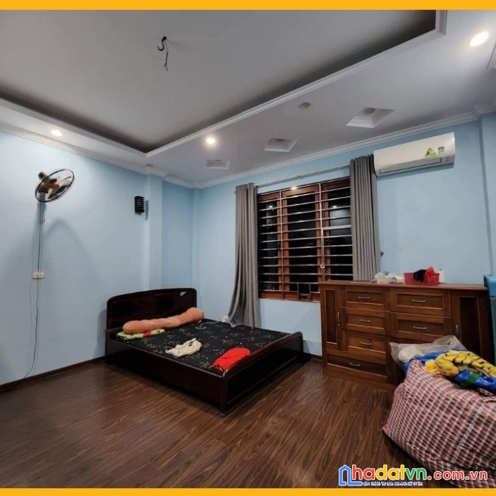 Rất gấp lê trọng tấn ô tô kinh doanh dt71m2 x 5 tầng, mt5.1m, giá 6.6 tỷ.