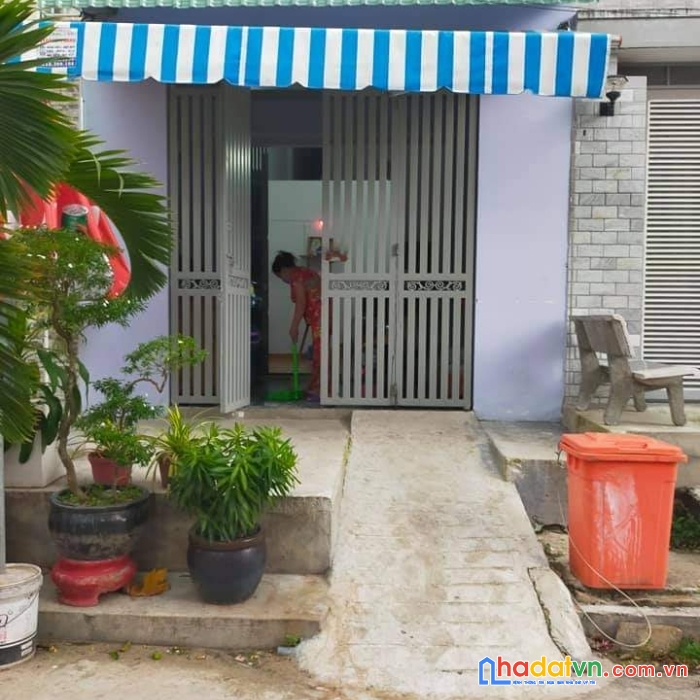 Chính chủ cần bán gấp căn nhà mặt tiền vị trí đắc địa tại quận 8 , tp hcm