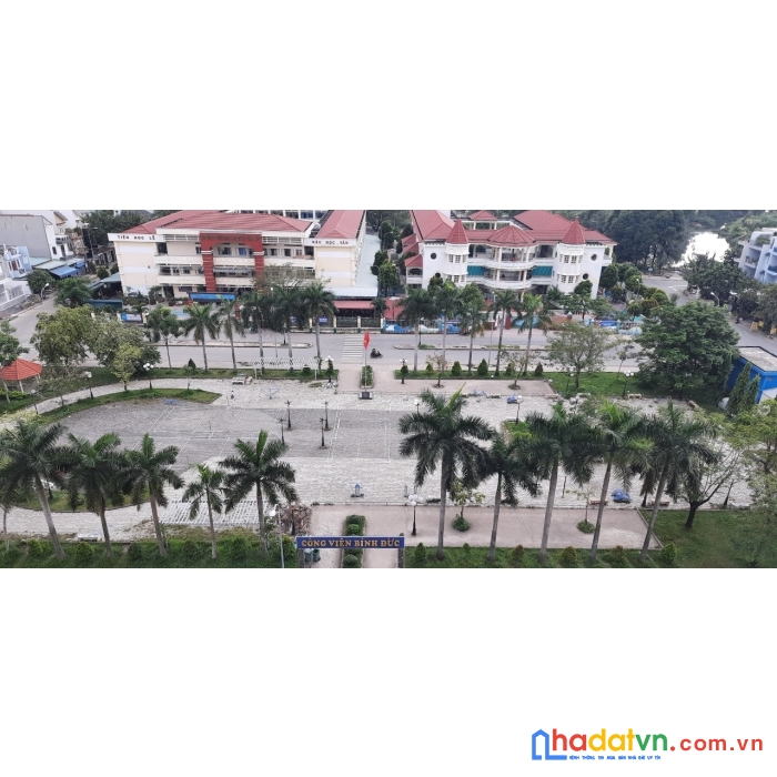 Căn hộ view trực diện quận 1, bao nội thất, sổ hồng, lầu 8