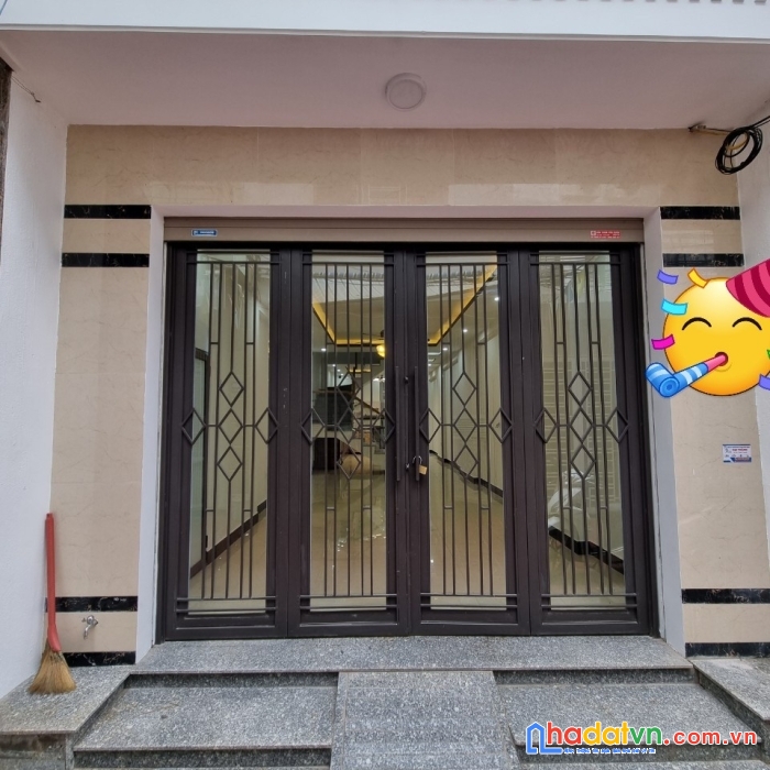 Bán nhà 4 tầng xây độc lập, diện tích 64m2, giá 3.15 tỷ